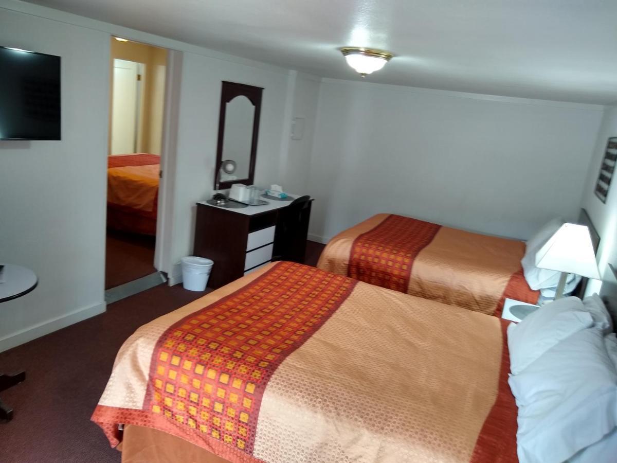 Holiday Motel Bend Extérieur photo