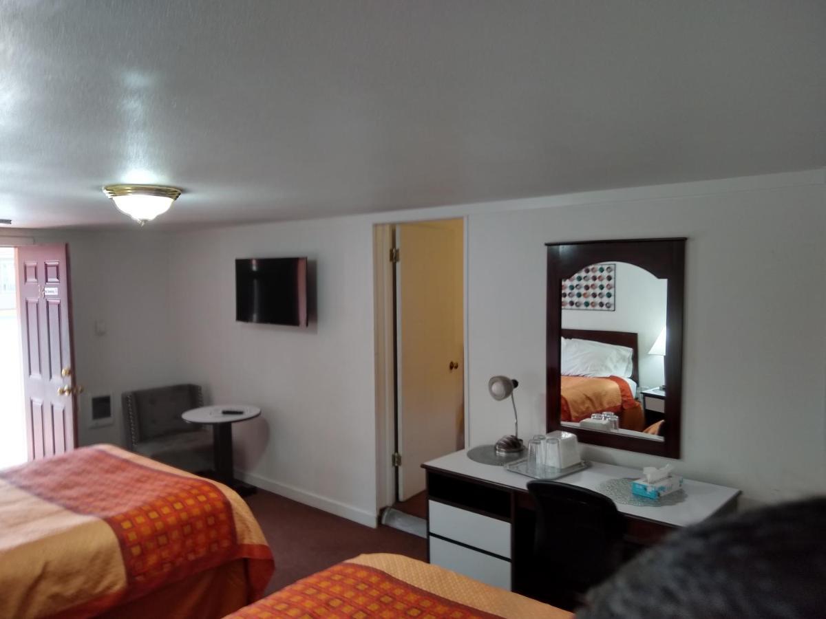 Holiday Motel Bend Extérieur photo