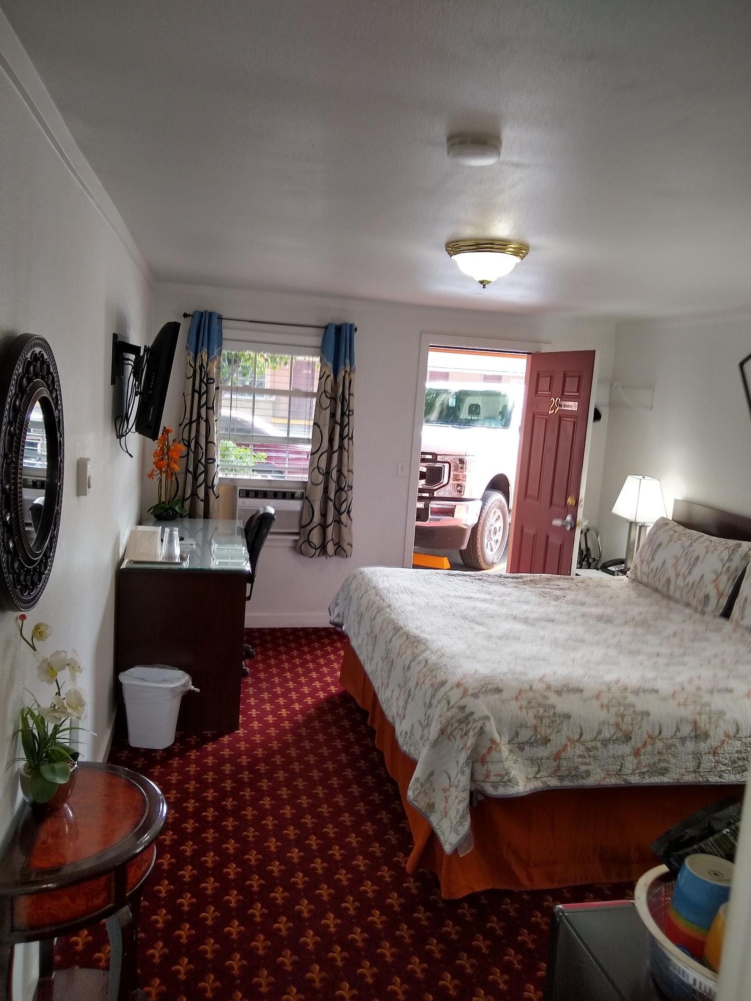 Holiday Motel Bend Extérieur photo
