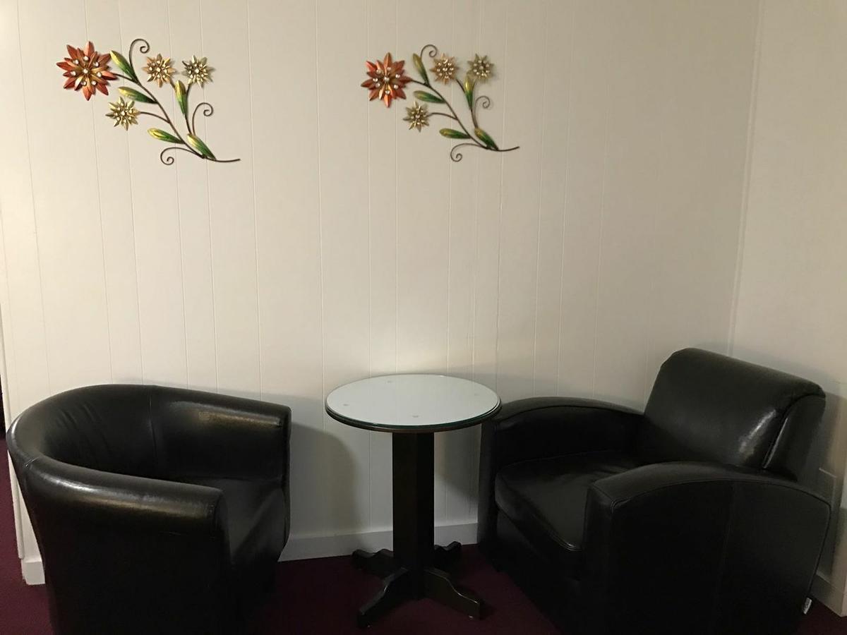 Holiday Motel Bend Extérieur photo