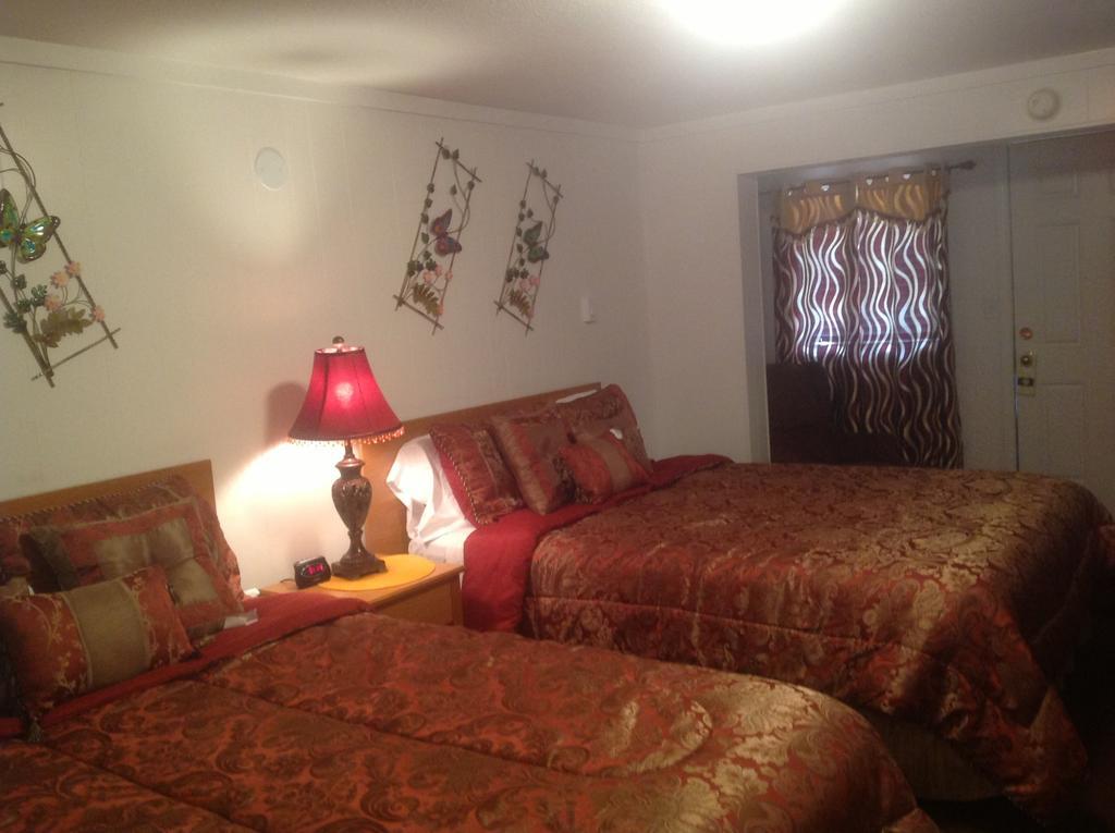 Holiday Motel Bend Extérieur photo